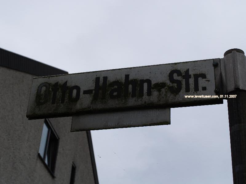 Foto der Otto-Hahn-Str.: Straßenschild Otto-Hahn-Str.