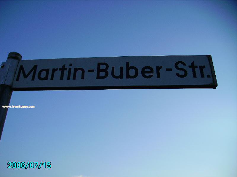Foto der Martin-Buber-Str.: Straßenschild Martin-Buber-Str.