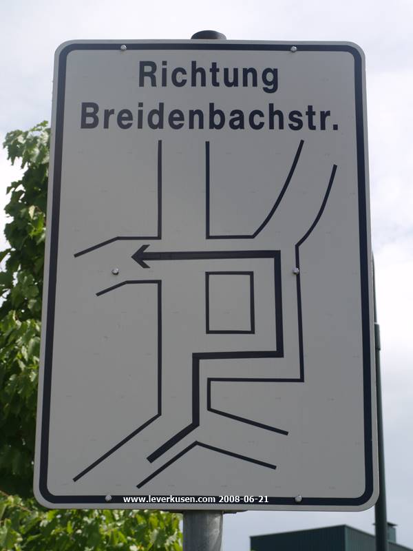 Foto der Breidenbachstraße: Wegweiser Breidenbachstr.