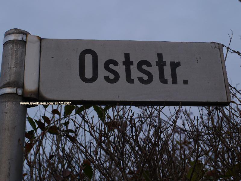 Foto der Oststr.: Straßenschild Oststr.