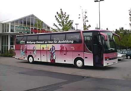 Clement-Bus